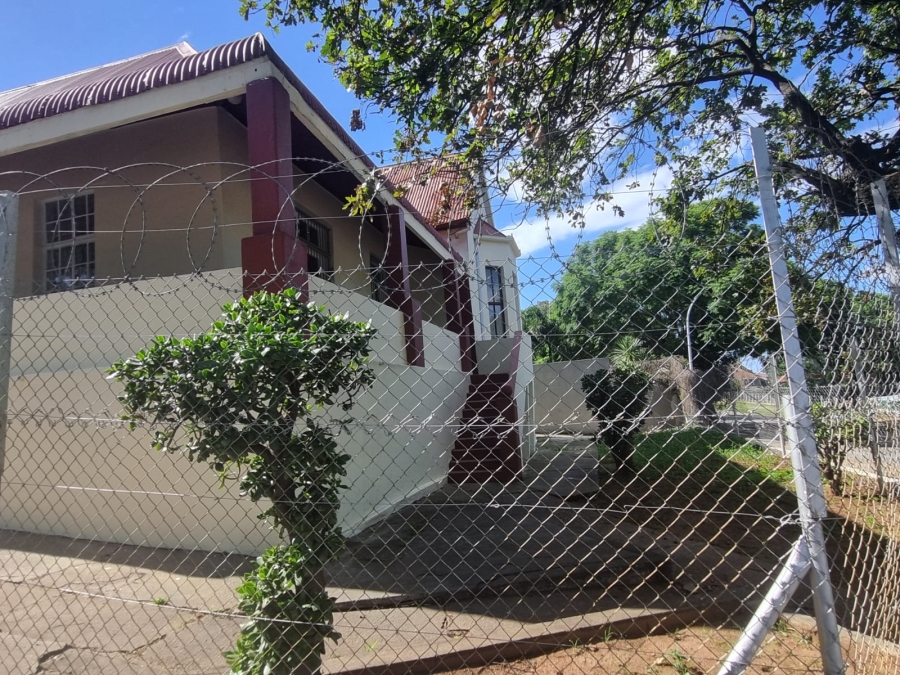 3 Bedroom Property for Sale in Uitenhage Central Eastern Cape